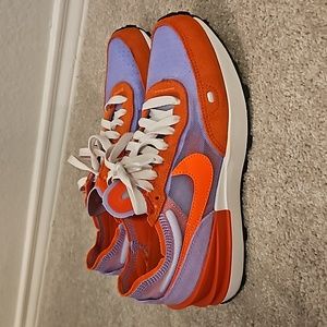 Nike women's waffle orange and purple 7.5